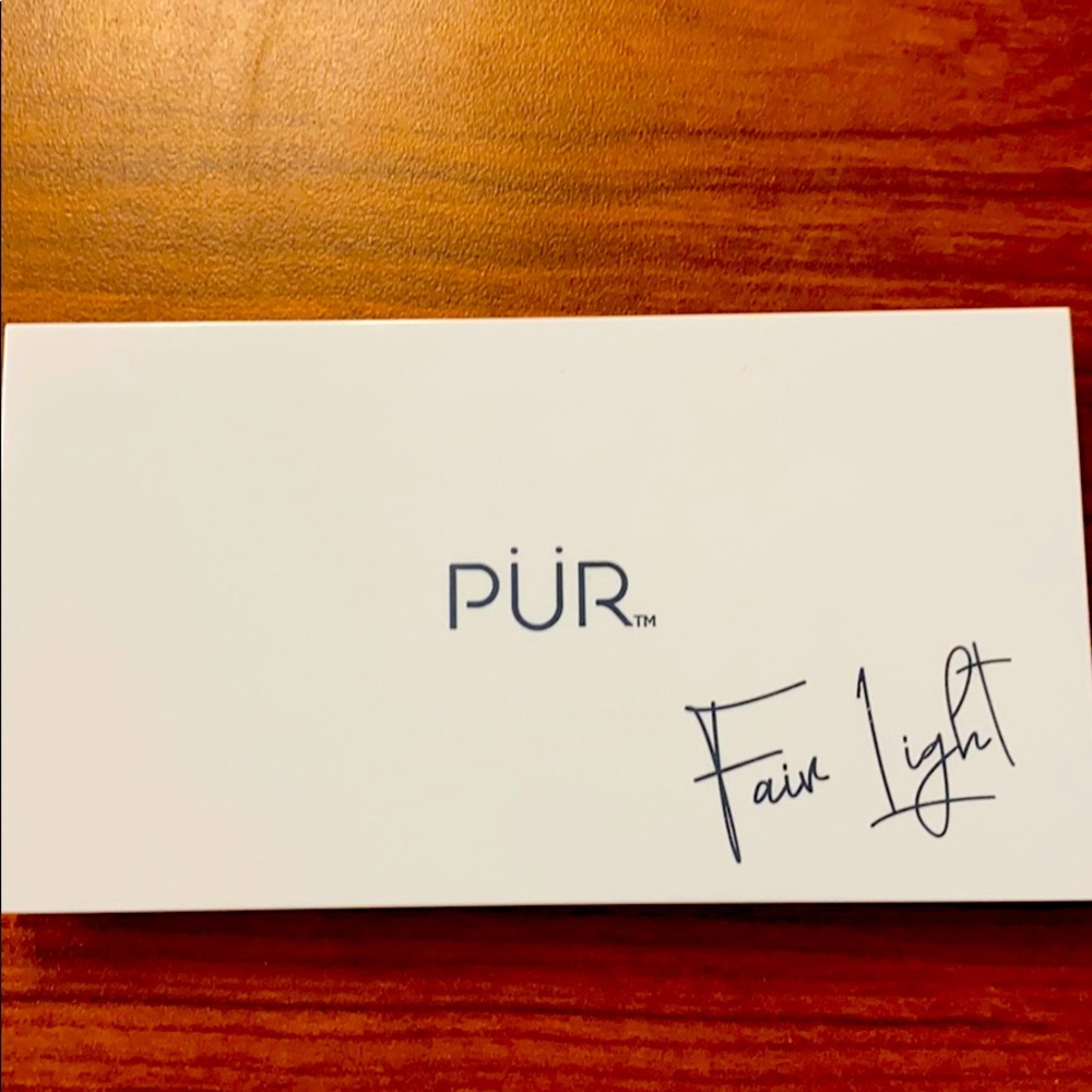 PUR 4 -IN - 1 Skin Perfecting Powders